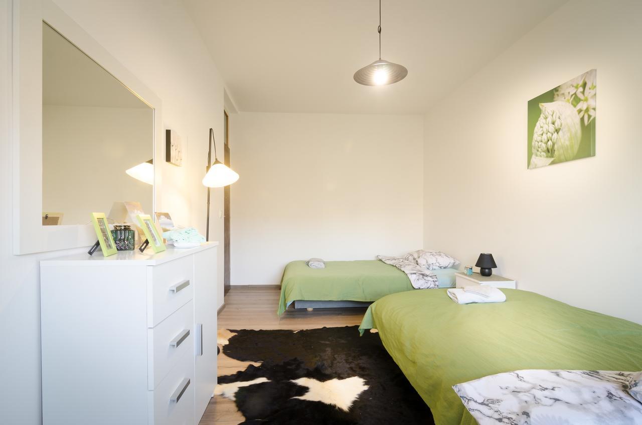 Apartment 10 Visoko Bagian luar foto