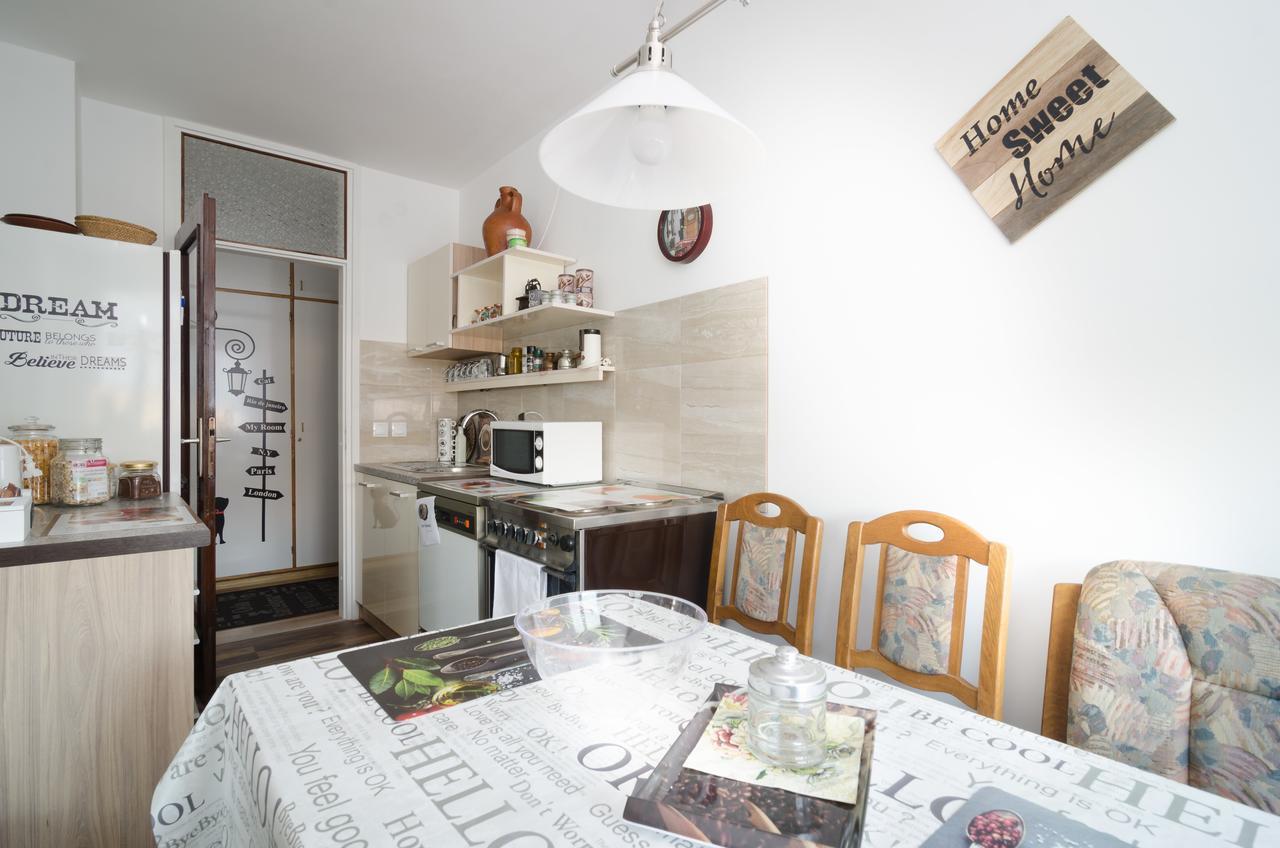 Apartment 10 Visoko Bagian luar foto